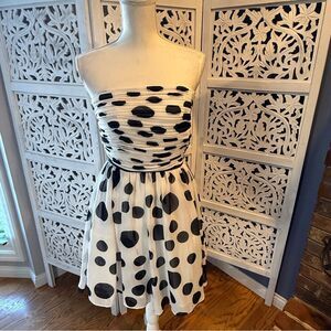 Guess Strapless Dress with Black and White Polka Dots NWT Sz 6